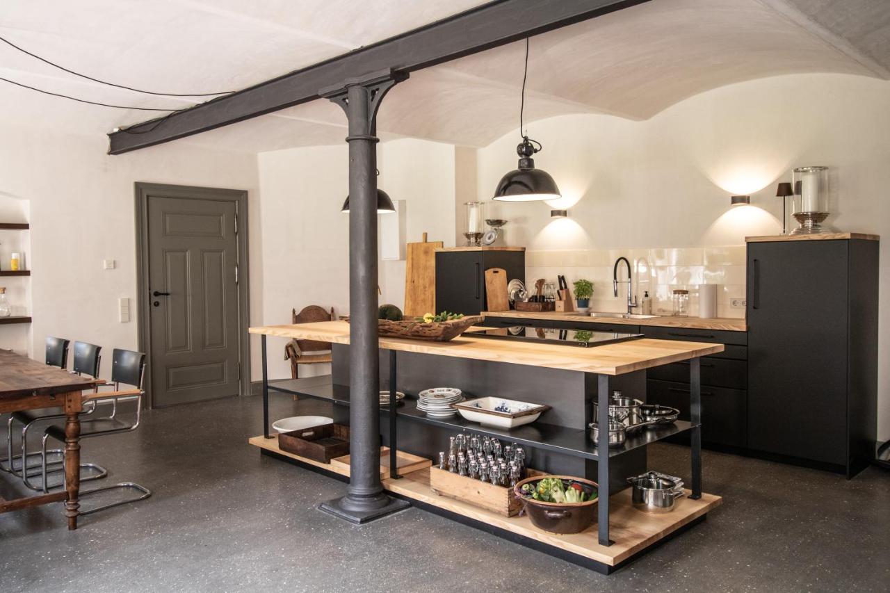 Gutshaus Zarchlin Apartment Barkhagen Bagian luar foto