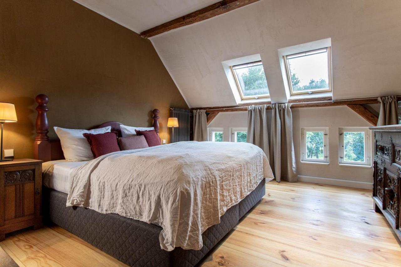 Gutshaus Zarchlin Apartment Barkhagen Bagian luar foto